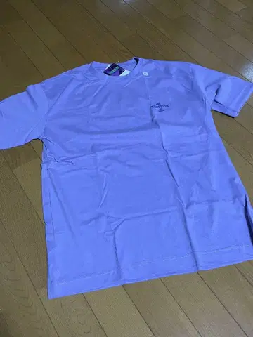 GU x 에반게리온 콜라보 T셔츠 M 사이즈