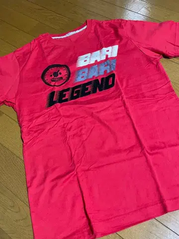 유니클로 x 배틀테크 소년 매거진 콜라보 T셔츠 L 빨간색