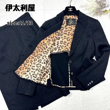 [ 이타리야 ] 레오파드 올 패턴 셋업 로고 버튼 큐빅 블랙