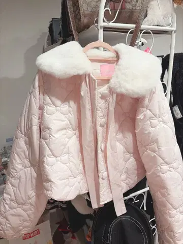 Honey Cinnamon 리본 퀼팅 숏 패딩 자켓 핑크
