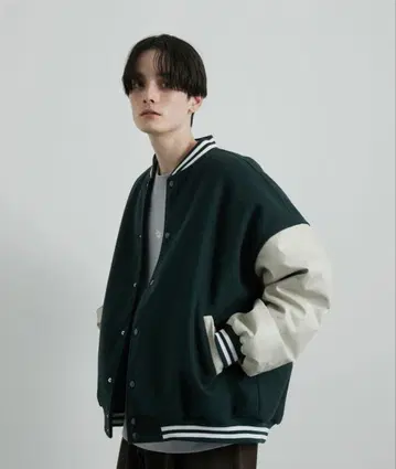 JUNRED 벌룬 바시티 자켓