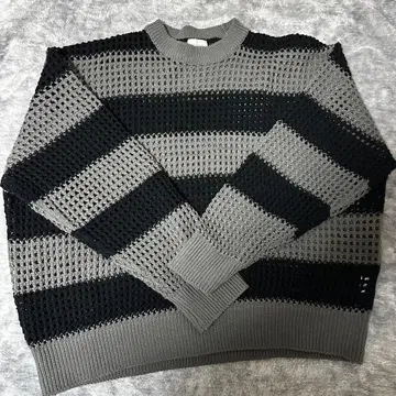 WEEKEND SEOUL 메쉬 편직 스웨터 오크 플러스