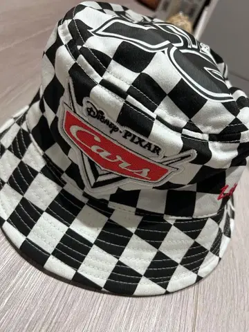 디즈니 픽사 라이트닝 맥퀸 버킷햇