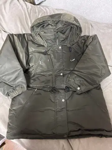 배송비 포함 CaivinKlein 캘빈클라인 여성용 다운 코트