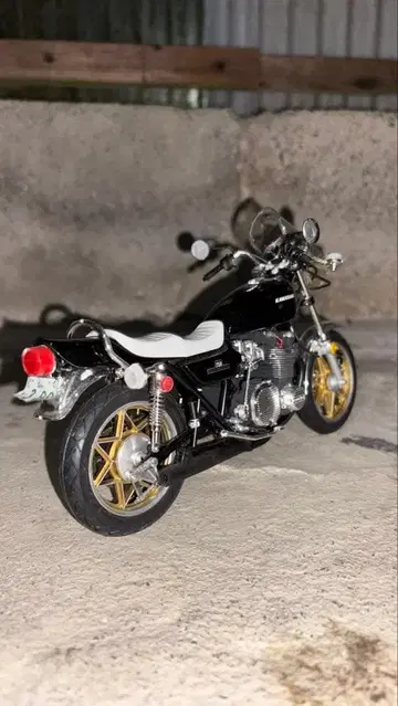 AOSHIMA kawasaki 750-RS Z2 프라모델