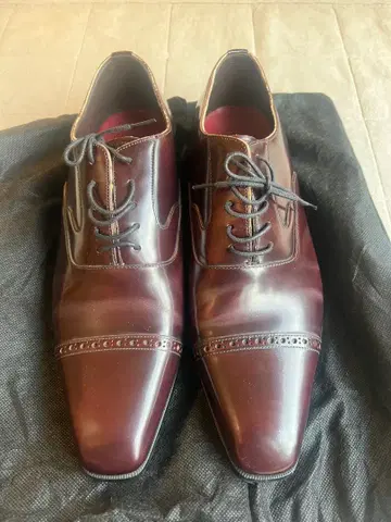 ROSSO ROSSO 버건디 드레스 신발 하자품