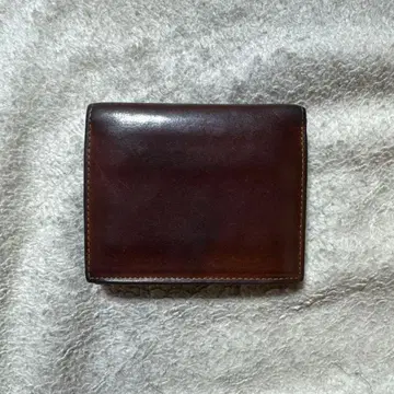 다크 브라운 가죽 접이식 지갑