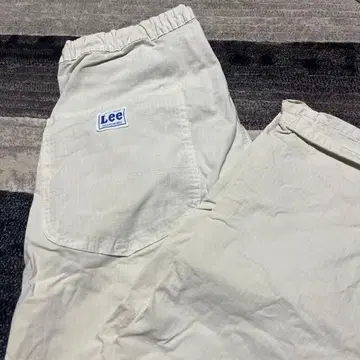 리 화이트 팬츠