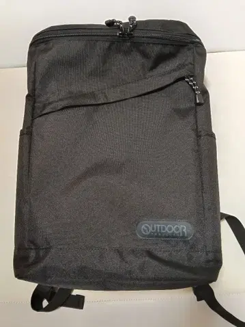 OUTDOOR 블랙 백팩