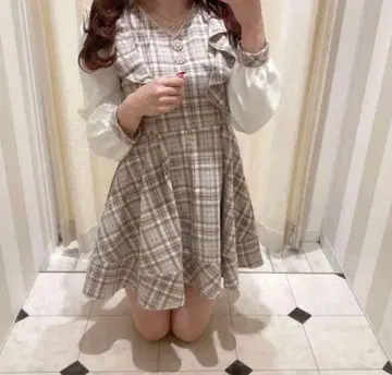 evelyn 에블린 펄 라인 체크 원피스 베이지 여성용 F