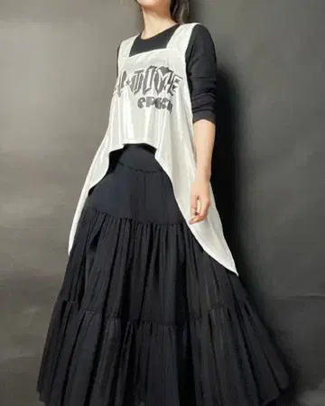 화이트 레이어드 상의 프리 사이즈