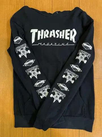 THRASHER 블랙 후드티