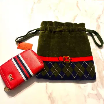 로베르타 디 카메리노 지갑과 파우치 세트