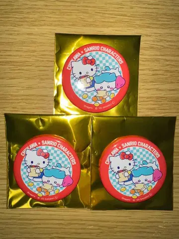 치이카와 x 산리오 슈퍼마켓 캔뱃지 키티 하치와레 3종 세트