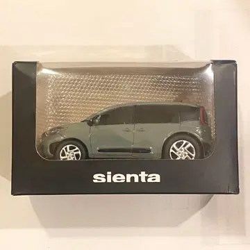 도요타 시엔타 풀백카 어반 카키 컬러 샘플