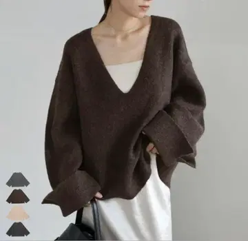 와이드 슬리브 V넥 니트