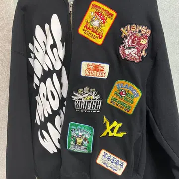 XLARGE 패치 블랙 후드티