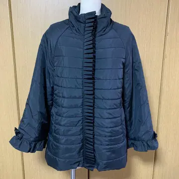 프릴 장식 블랙 A라인 자켓