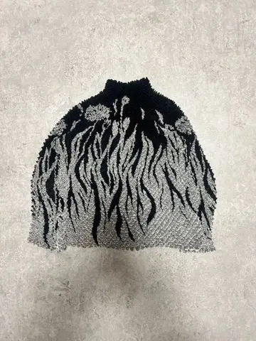 꽃무늬 니트 터틀넥