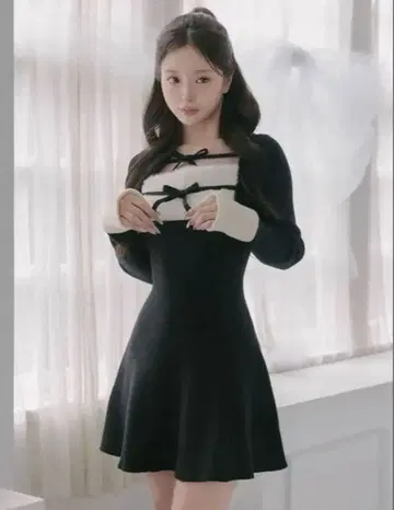 Darich 리본 퍼 플레어 니트 미니 원피스