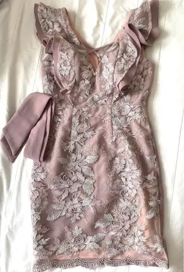 JEWELS 레이어드 자수 레이스 드레스 M 사이즈