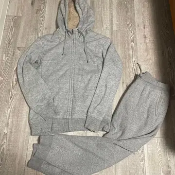 유니클로 보아 후드 맨투맨 보아 스웨트 팬츠 셋업