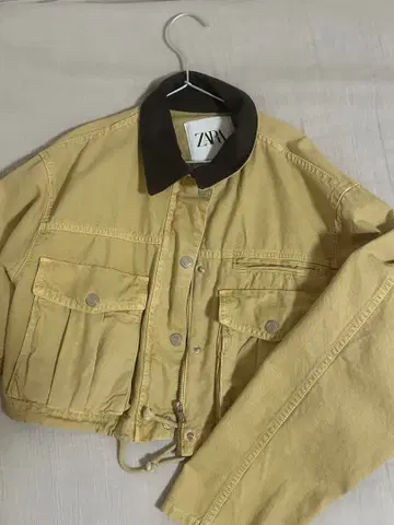 ZARA 베이지 크롭 자켓