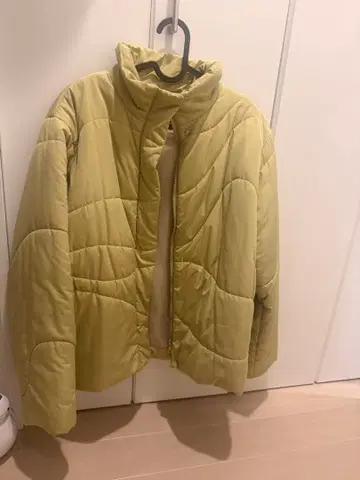 Ray BEAMS 라이트 그린 다운 자켓