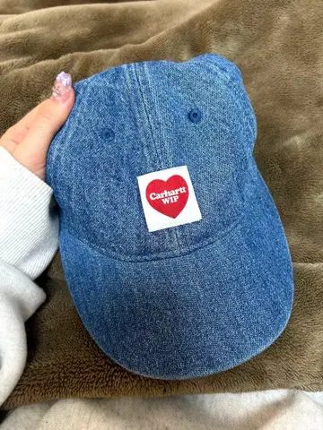 Carhartt WIP 데님 캡 하트