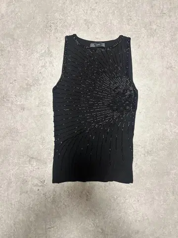 ZARA 블랙 슬리브리스 M 스팽글