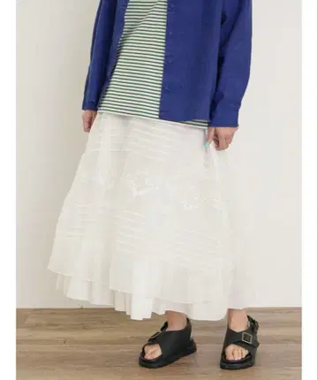 Samansa Mos2 오간자 자수 스커트