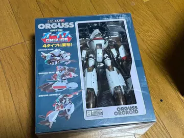 HI-METAL R 초시공세기 오거스 피규어