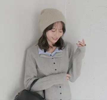 새상품 칼름 루즈핏 비니 아이보리