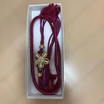 성인식 후리소데 적자색 꽃 모티브 허리띠