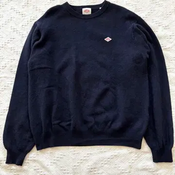 단톤 크루넥 스웨터 네이비 사이즈 42