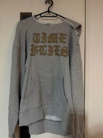 TIME FLIES 그레이 후드티 데미지 가공