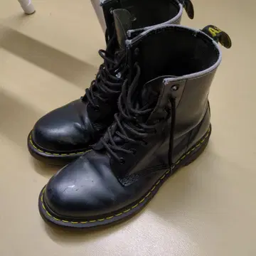 Dr,Martens