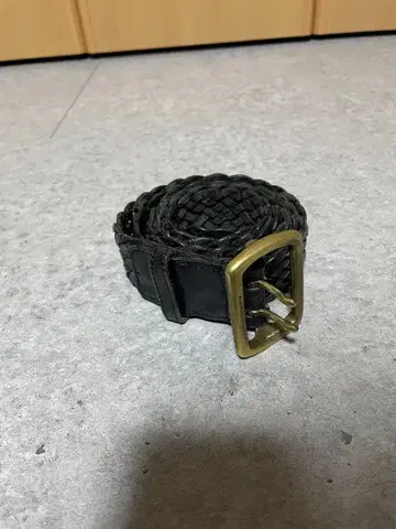 RUDE GALLERY 루드 갤러리 뜨개질 가죽 벨트