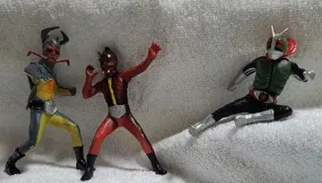 가면라이더 신 1호 피규어 1체 가면라이더 괴인 2체