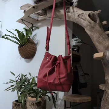 제이다 빨간색 양동이형 숄더백