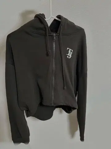 Travis Japan VIIsual 투어 후드티