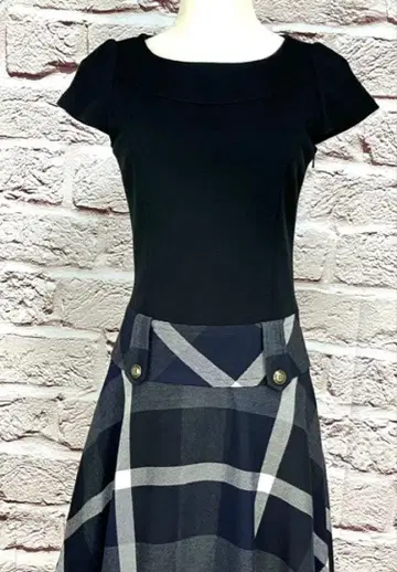 BLUE LABEL CRESTBRIDGE 반팔 원피스