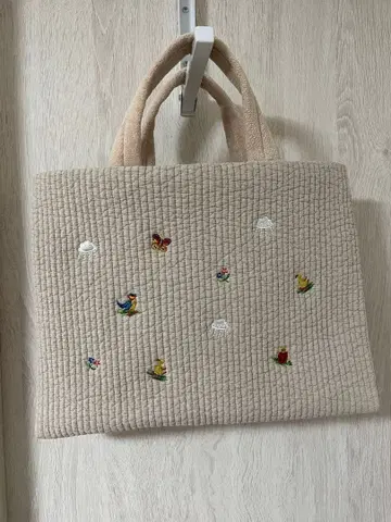 [미사용 새상품 택 포함] 비오는날 x 페이러 콜라보 누비백