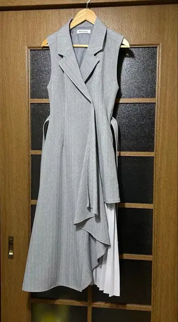 레이디 아젤 슬리브리스 롱 원피스 그레이