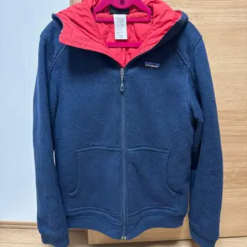 파타고니아 인서레이티드 베터 스웨터 후디 S 네이비