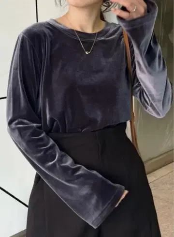 카프리슈 레마쥬 벨로아 롱T