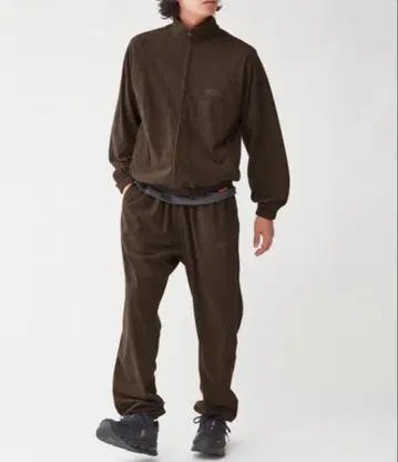 BODY WILD by BEAMS DESIGN 셋업 상하의 세트