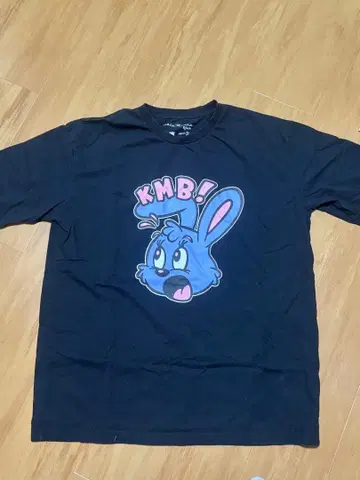 KMB! 토끼 캐릭터 T셔츠 2색 세트