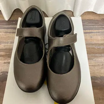 Joya AUDREY 로퍼 브론즈 22.5cm