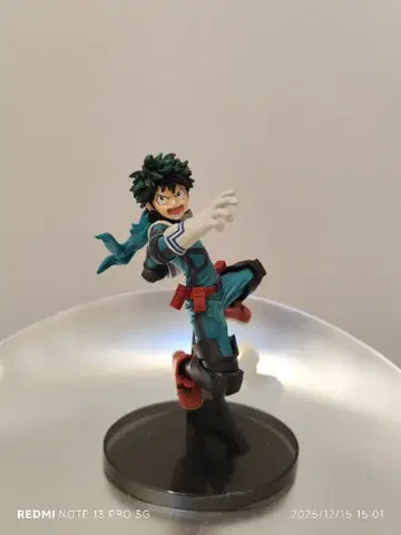 나의 히어로 아카데미아 미도리야 이즈쿠 피규어